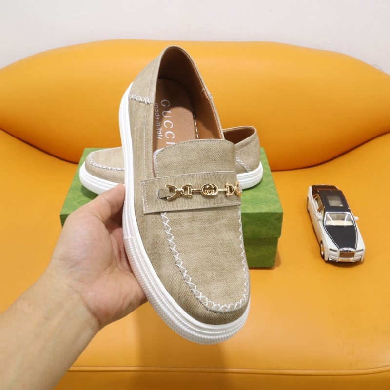 G*u*i leather shoes